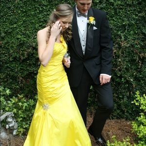Fit and flare prom dress